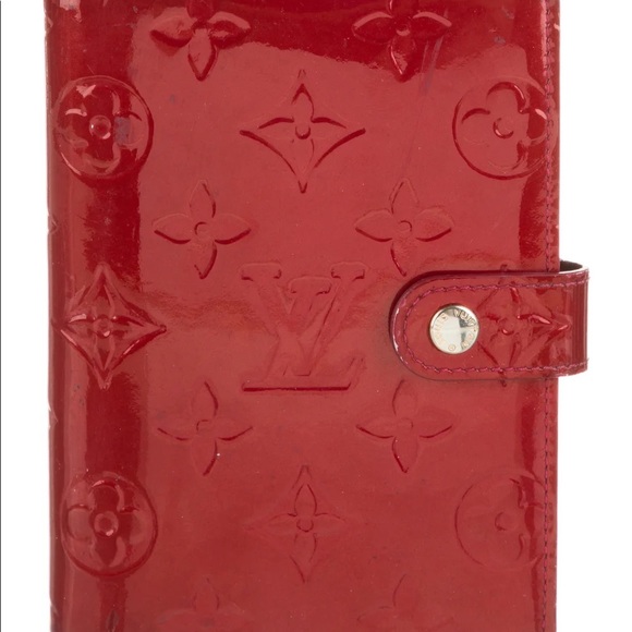 Authentic LOUIS VUITTON
Monogram Vernis Small Agenda Cover Pre-loved - Picture 6 of 6